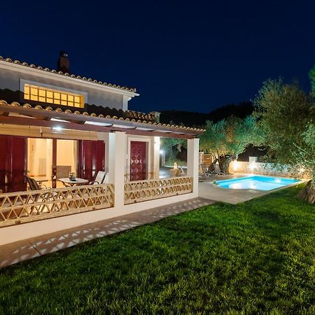 Evalexia Villa - Luxury Villa With Private Pool Near Laganas Perfect For Groups By Villa Mana Gers Kalamákion 외부 사진