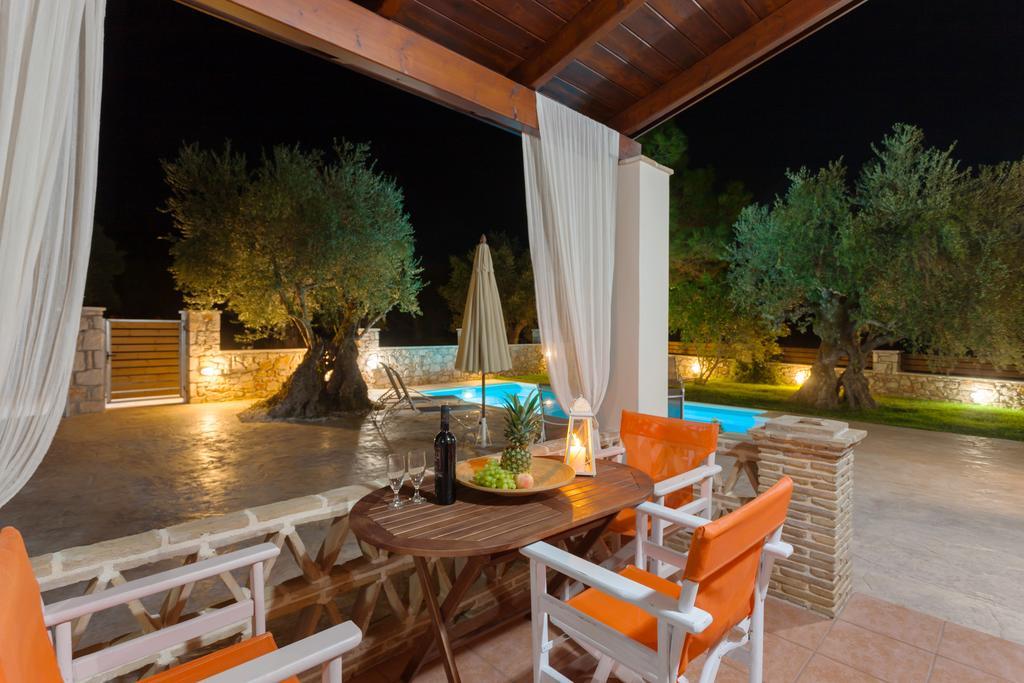 Evalexia Villa - Luxury Villa With Private Pool Near Laganas Perfect For Groups By Villa Mana Gers Kalamákion 외부 사진