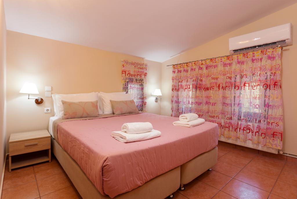 Evalexia Villa - Luxury Villa With Private Pool Near Laganas Perfect For Groups By Villa Mana Gers Kalamákion 외부 사진